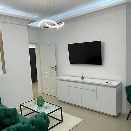 Zigzag Resident Lägenhet Năvodari Exteriör bild